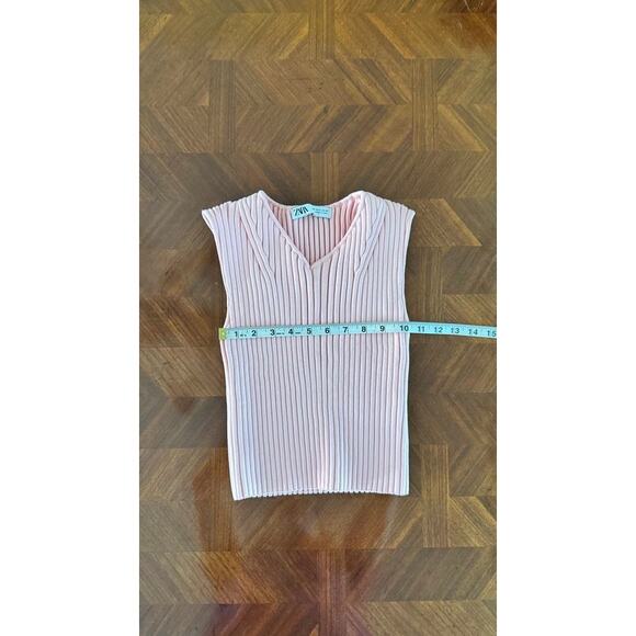 ZARA Pink Ribbed Knit Sleeveless Tank Top Women’s Medium V-Neck Cropped - Picture 10 of 12